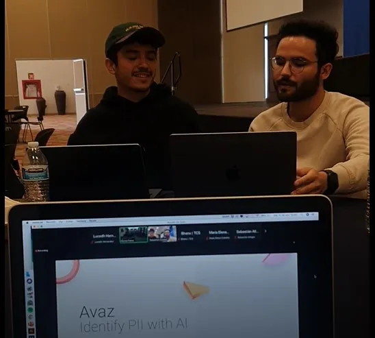 Alumnos ganaron hackaton internacional de transformaci&oacute;n digital con Imperial College Business School.