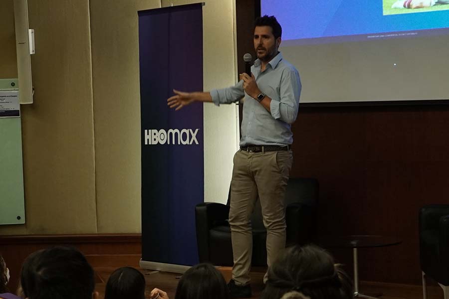 Gerente de HBO MAX comparte conocimientos y consejos con comunidad Tec
