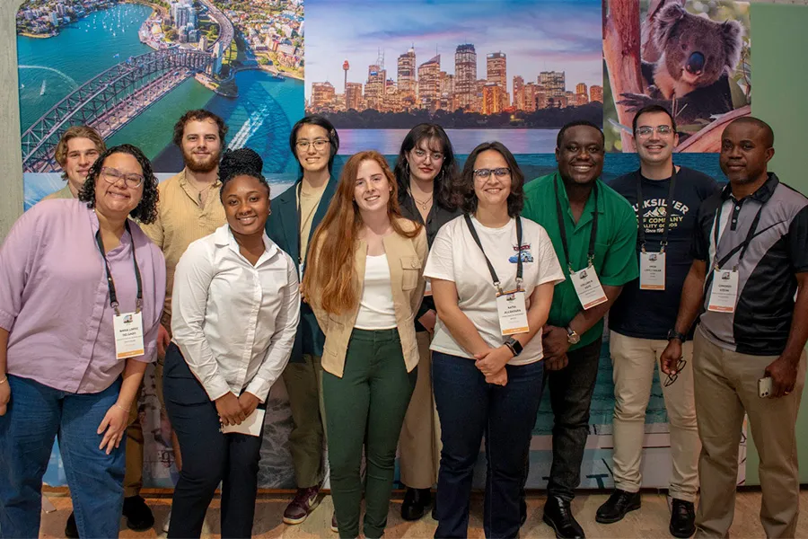 Katia Alcántara en el Foro Mundial de Educación en Ingeniería en Sídney, Australia.