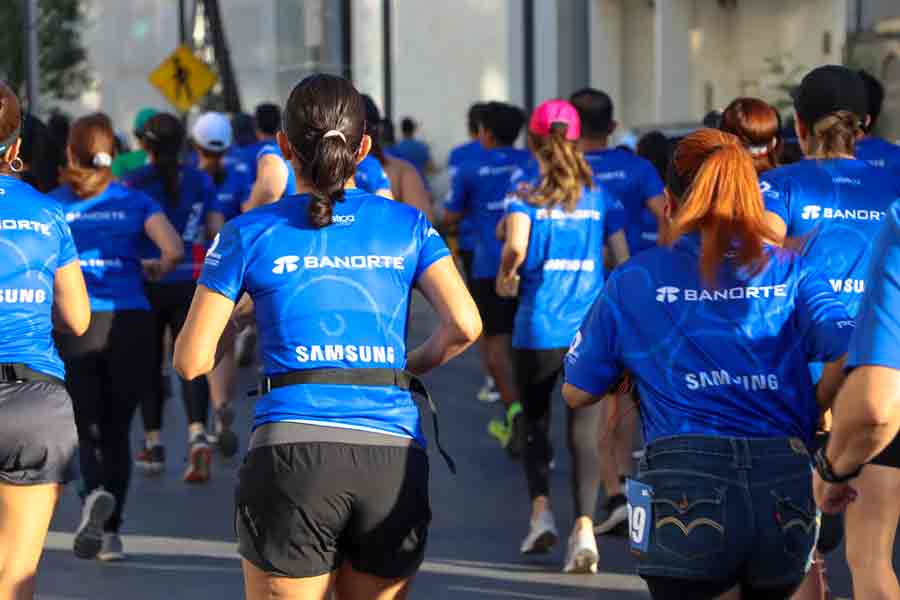 Más de dos mil participantes corrieron