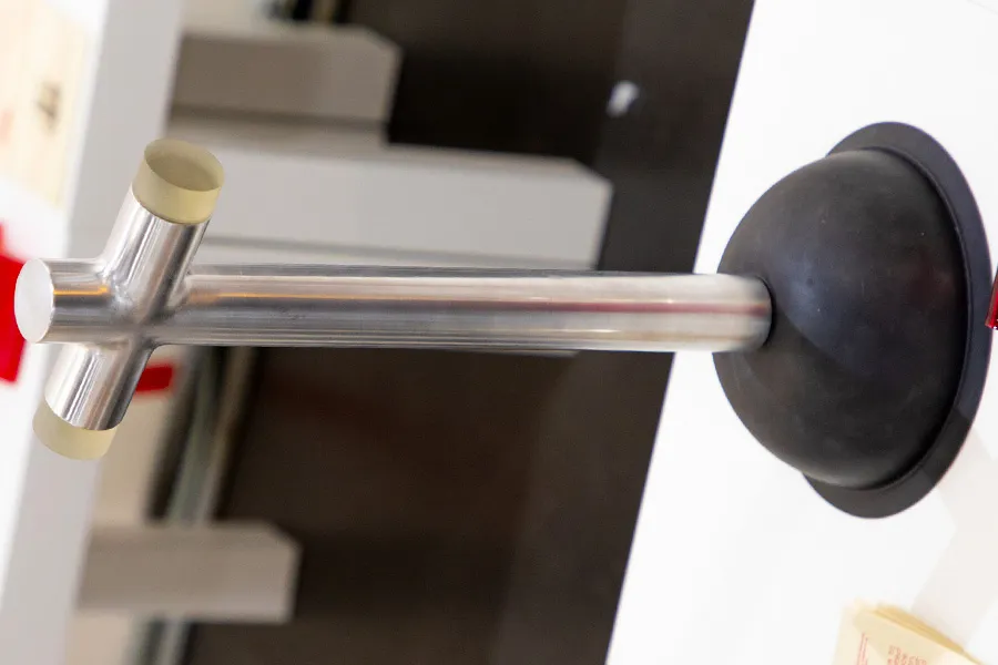 L&aacute;mpara dise&ntilde;ada por Emiliano S&aacute;nchez.