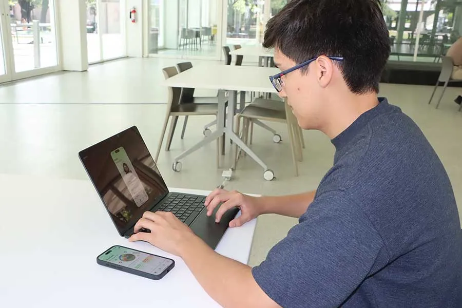 Leonardo González, estudiante del campus Monterrey, ganador del Swift Student Challenge de Apple.