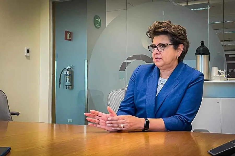 Leticia Solís, ganadora del Premio Mujer Tec 2023 en la categoría 2023.