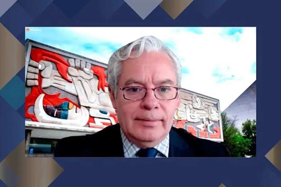 Mario Adri&aacute;n Flores, Vicepresidente Regi&oacute;n Monterrey