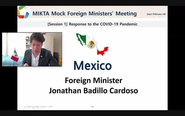 Jonathan participó como representante de México en MIKTA YOUNG LEADERS CAMP una reunión informal entre los países de México, Indonesia, Corea, Turquía, y Australia