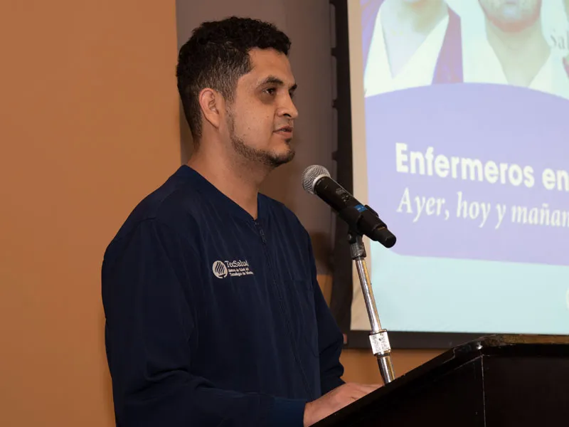 Missael Morales, líder de la Clínica de Catéter de TecSalud.