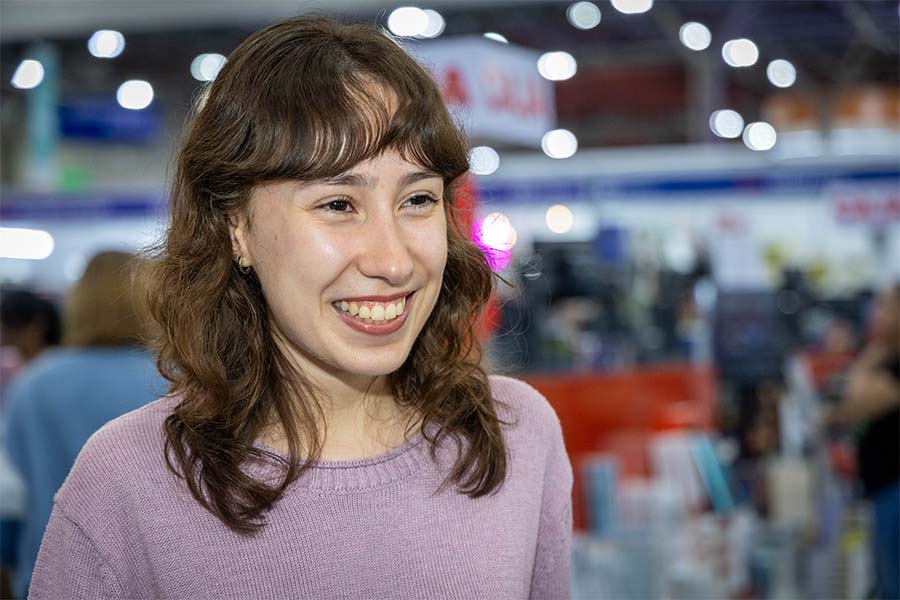 Montserrat benavides, escritora mexicana