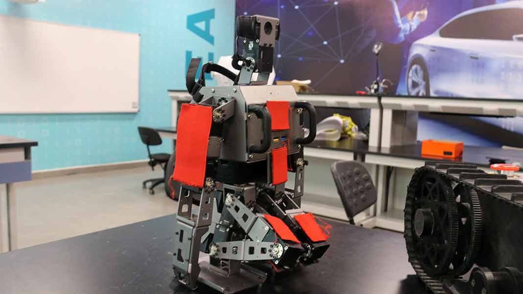 Mundial de robótica RoboCup 2025, equipos del Tec Guadalajara van a Brasil.