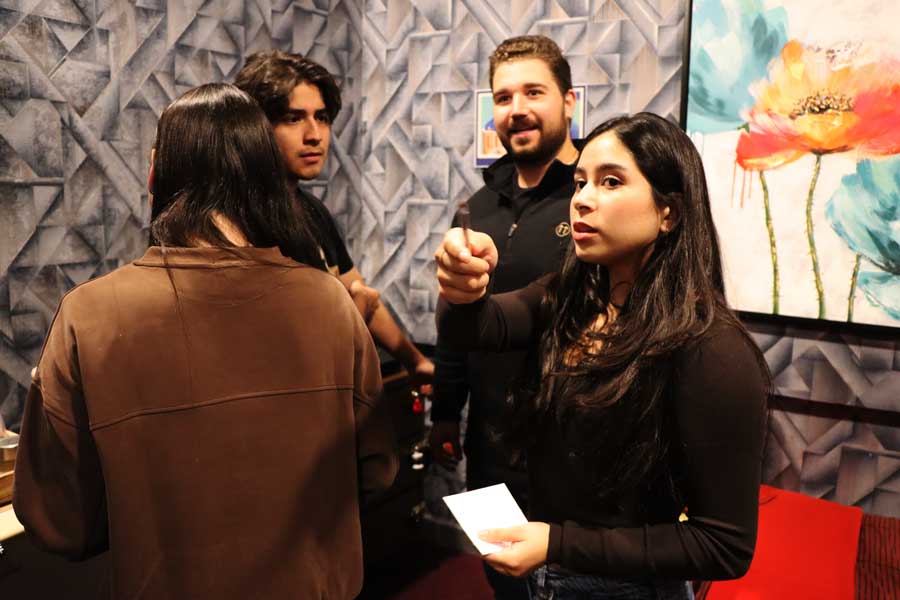 Negocios, aula innovadora Tec.