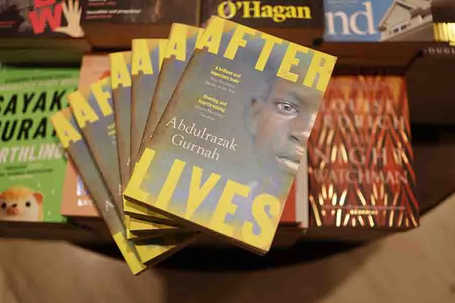 Abdulrazak Gurnah, es el Premio Nobel de Literatura por su interés en los efectos del colonialismo y el destino de los refugiados