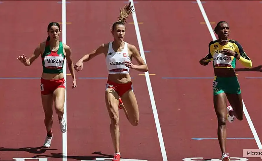 Paola Mor&aacute;n en competencia