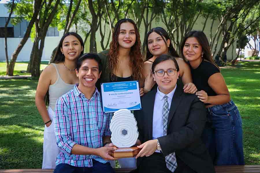 Parques urbanos en Zapopan son rehabilitados gracias a la labor de grupo estudiantil del Tec Guadalajara.