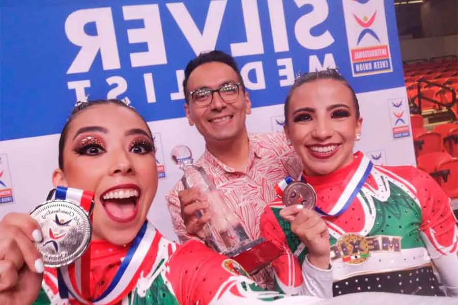 &iexcl;Son de plata! estudiantes de CSF suben al podio en mundial de Cheer