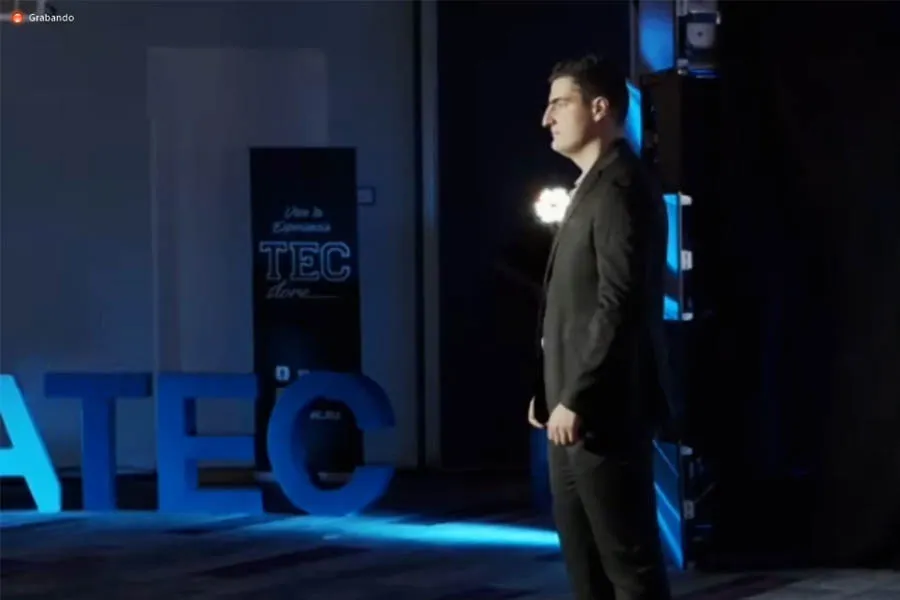 &iexcl;Son reconocidos por su trayectoria universitaria!