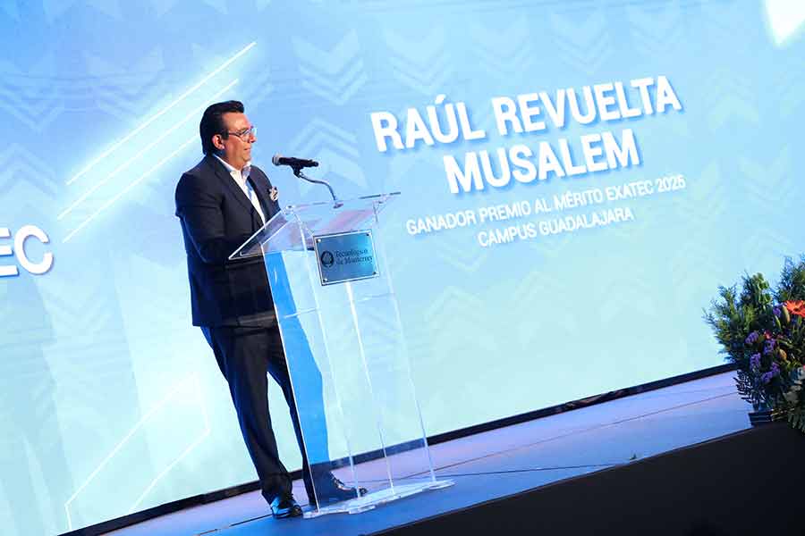 Premio Mérito EXATEC 2025 para Raúl Revuelta, del Tec Guadalajara.