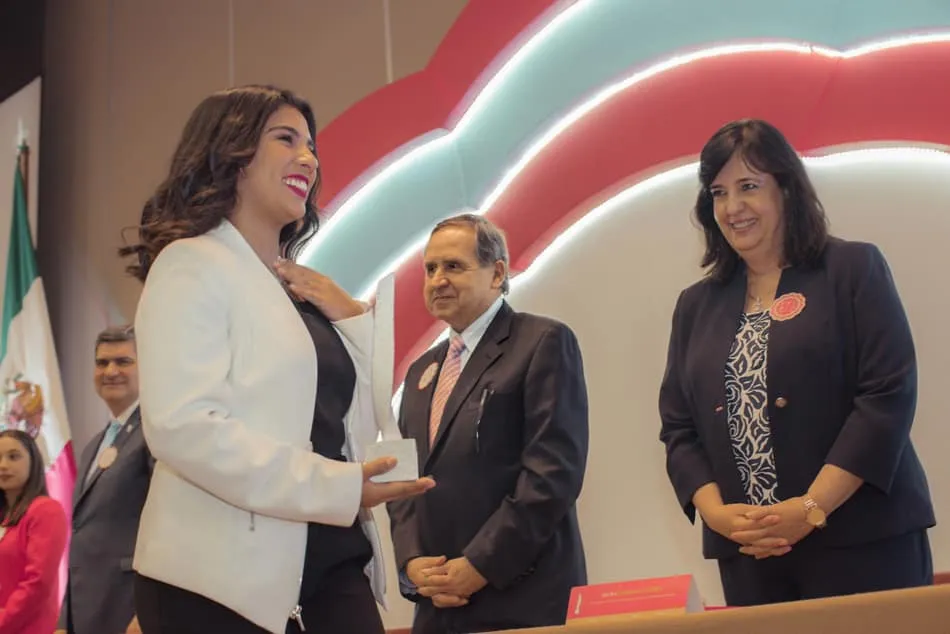 Premio Mujer Tec 2020 galardón a mujeres innovadoras que transforman su entorno