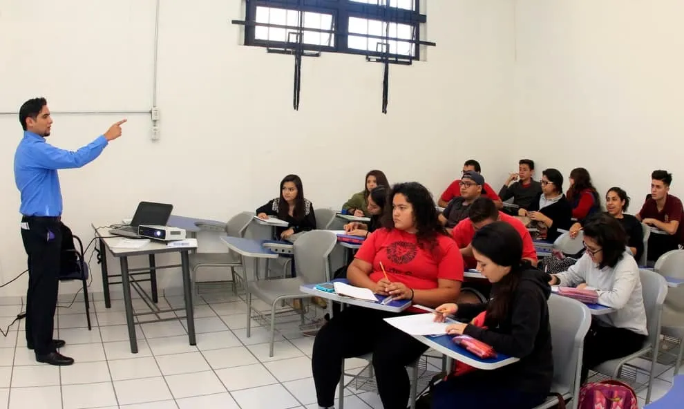 Prepanet-el-bachillerato-en-linea-del-Tec-aumento-su-matricula