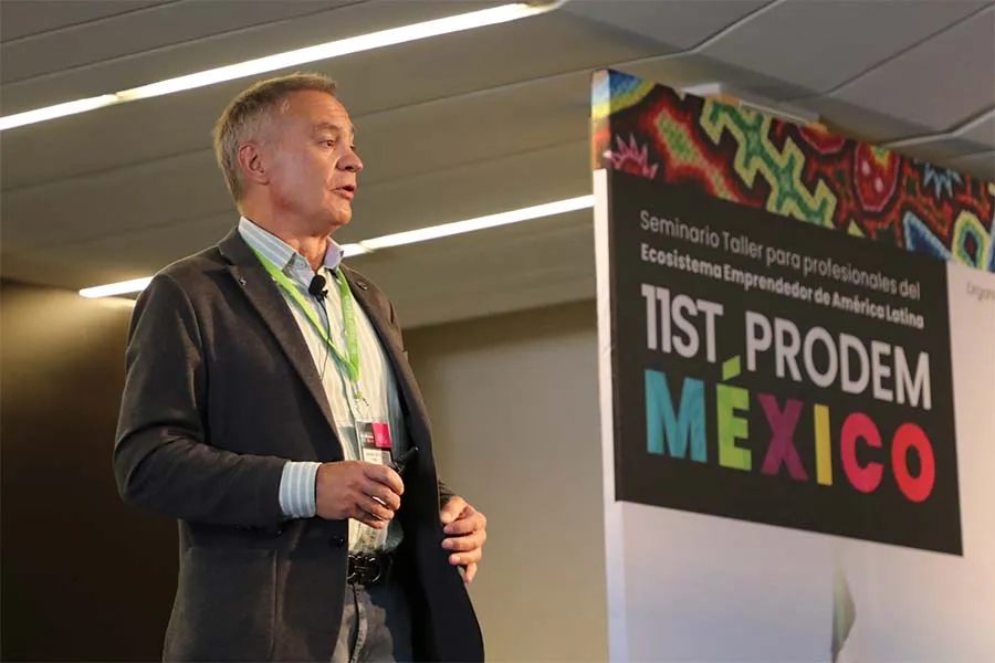 Tec Santa Fe recibe a 14 países para seminario sobre emprendimiento