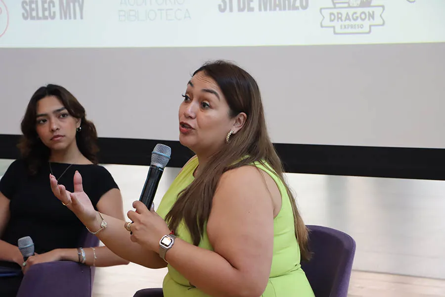 Sunny Villa, profesora de Economía del campus Monterrey, en panel sobre Economía de los cuidados.