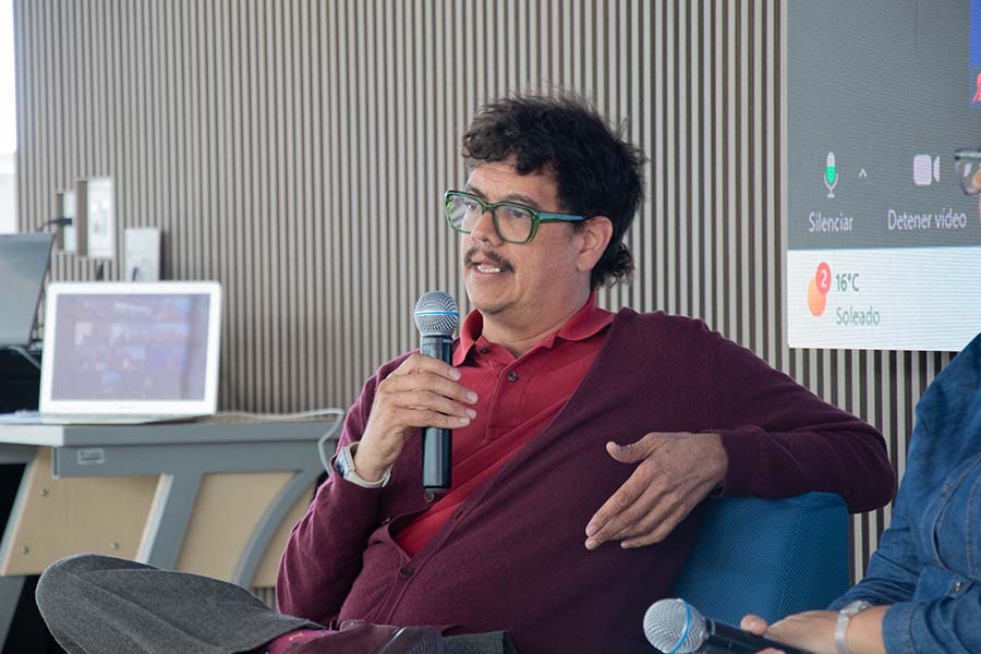 Profesor publica libro de las perspectivas de la innovaci&oacute;n en la educaci&oacute;n superior en LATAM