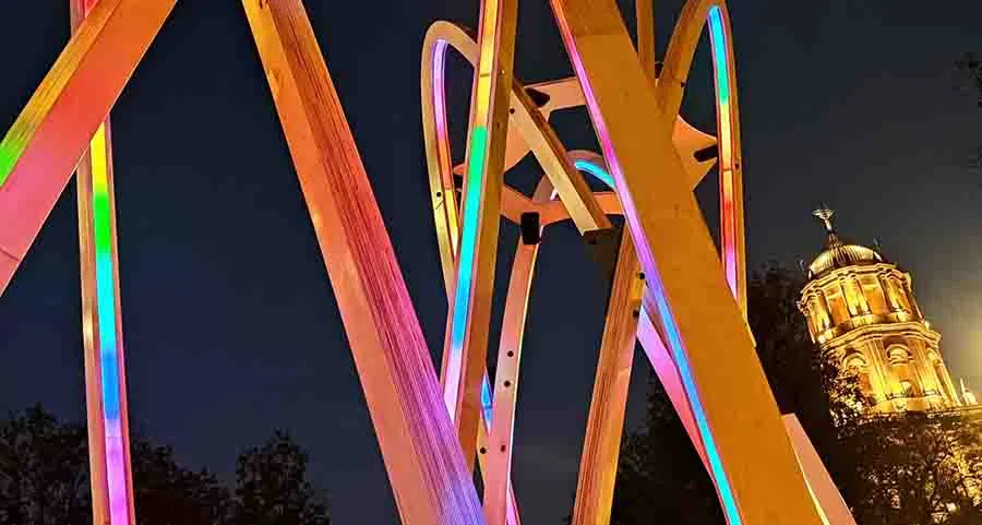 Profesores y estudiantes del Tec Campus Querétaro interdijeron una pieza de danza en Centro Histórico