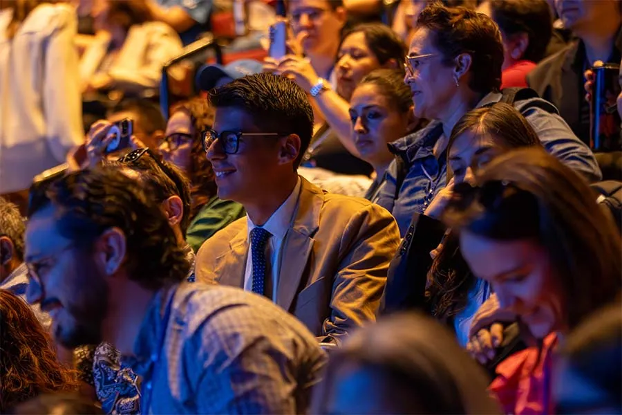 Profesores de PrepaTec durante la inauguración de la RPN