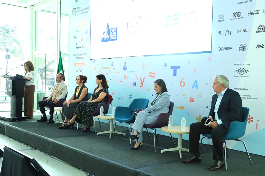 Autoridadades en la rueda de prensa de la Feria Internacional del Libro Monterrey 2026.