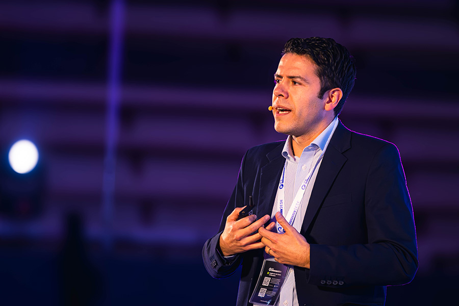 sebastian Riomalo durante su participaci&oacute;n en el IFE Conference