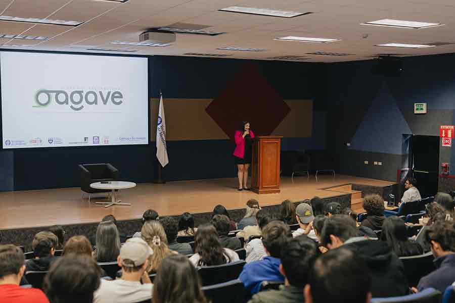 Simposio Agave en el Tec en Guadalajara para analizar la emisión de residuos tequileros.