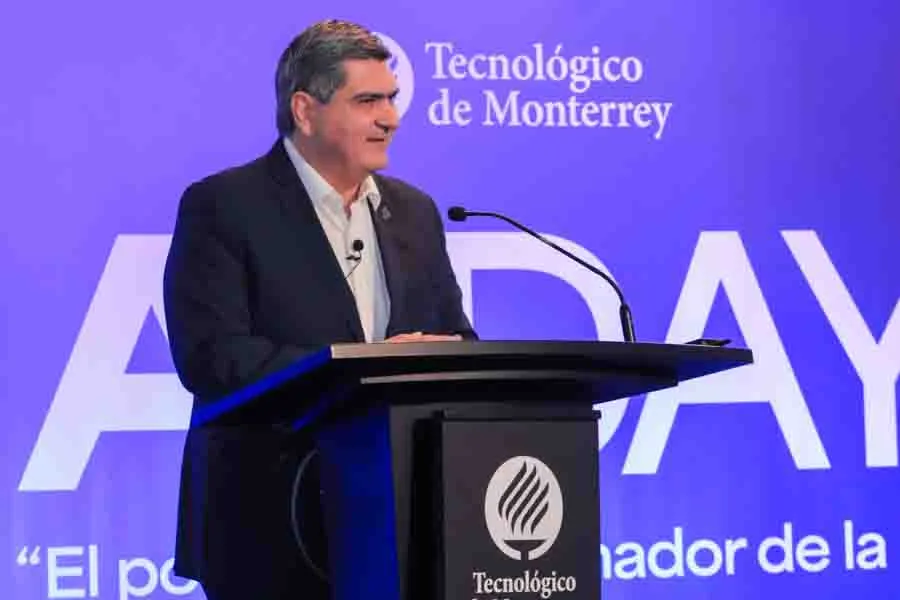 Tec de Monterrey abre TECgpt Open Edition a instituciones educativas del mundo