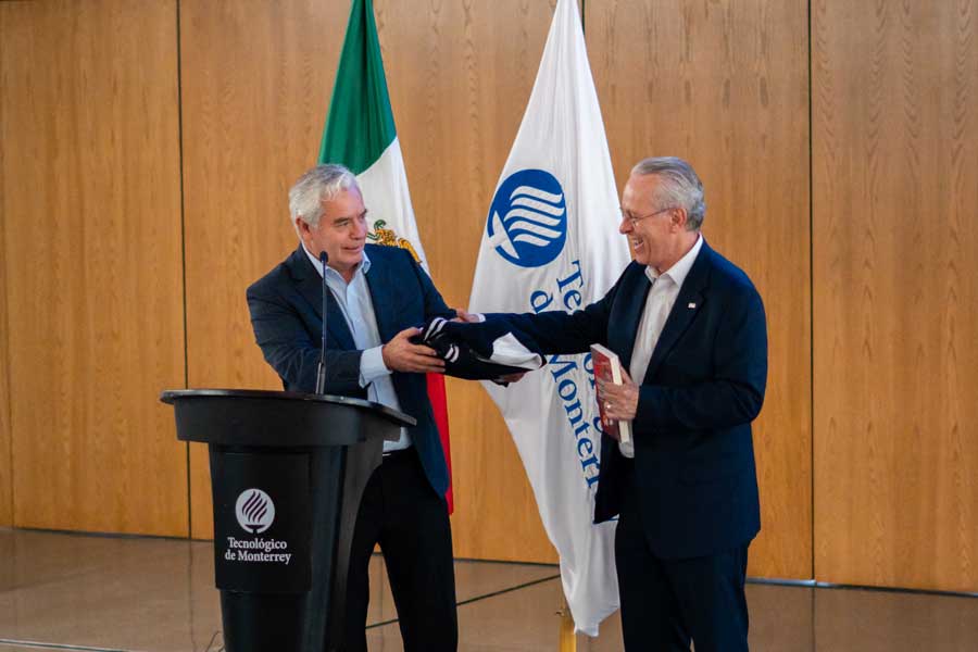 Jos&eacute; Medina Mora, Tec de Monterrey.