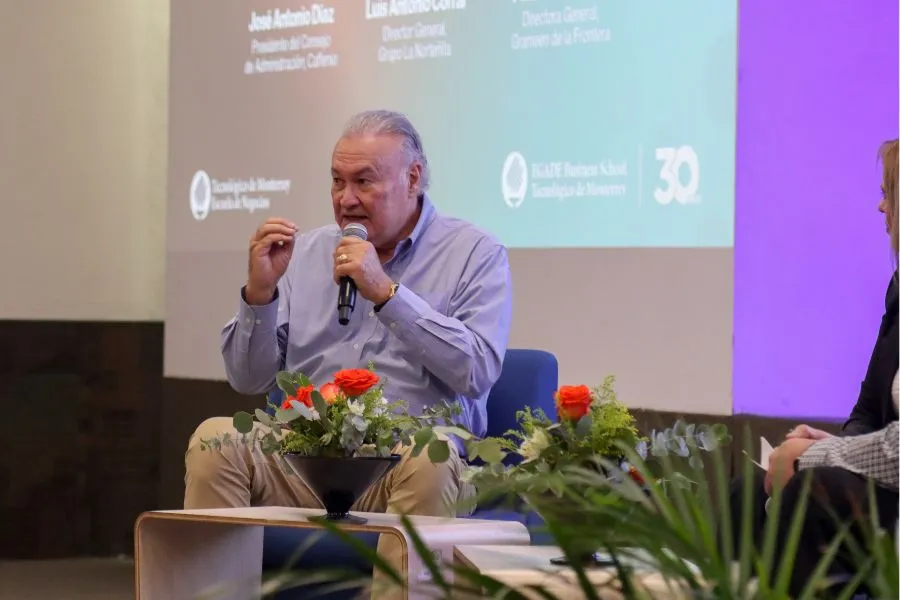 Jos&eacute; Antonio D&iacute;az en campus Sonora NTE