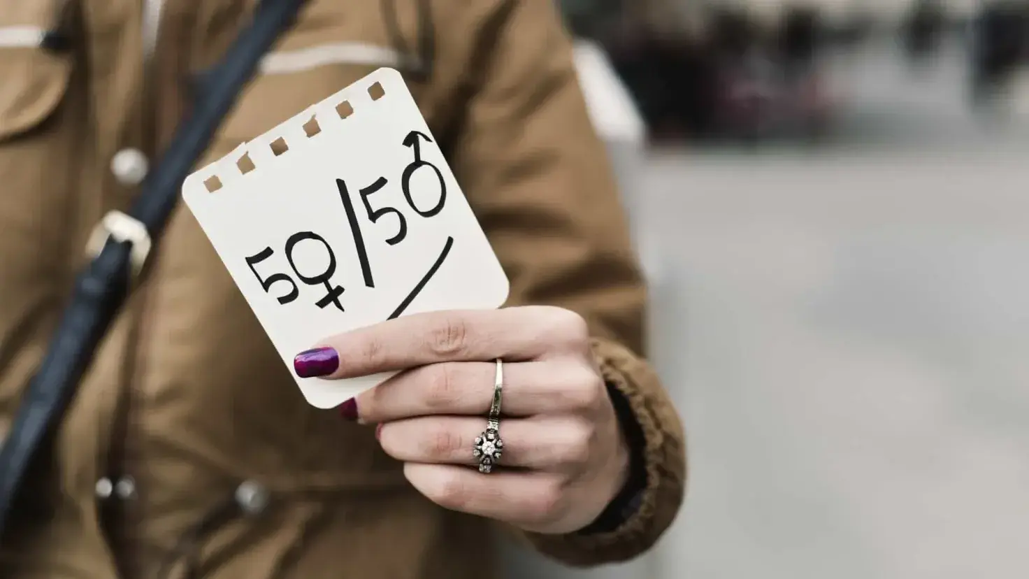 Hoy día es visible la mano de la mujer en el mundo laboral