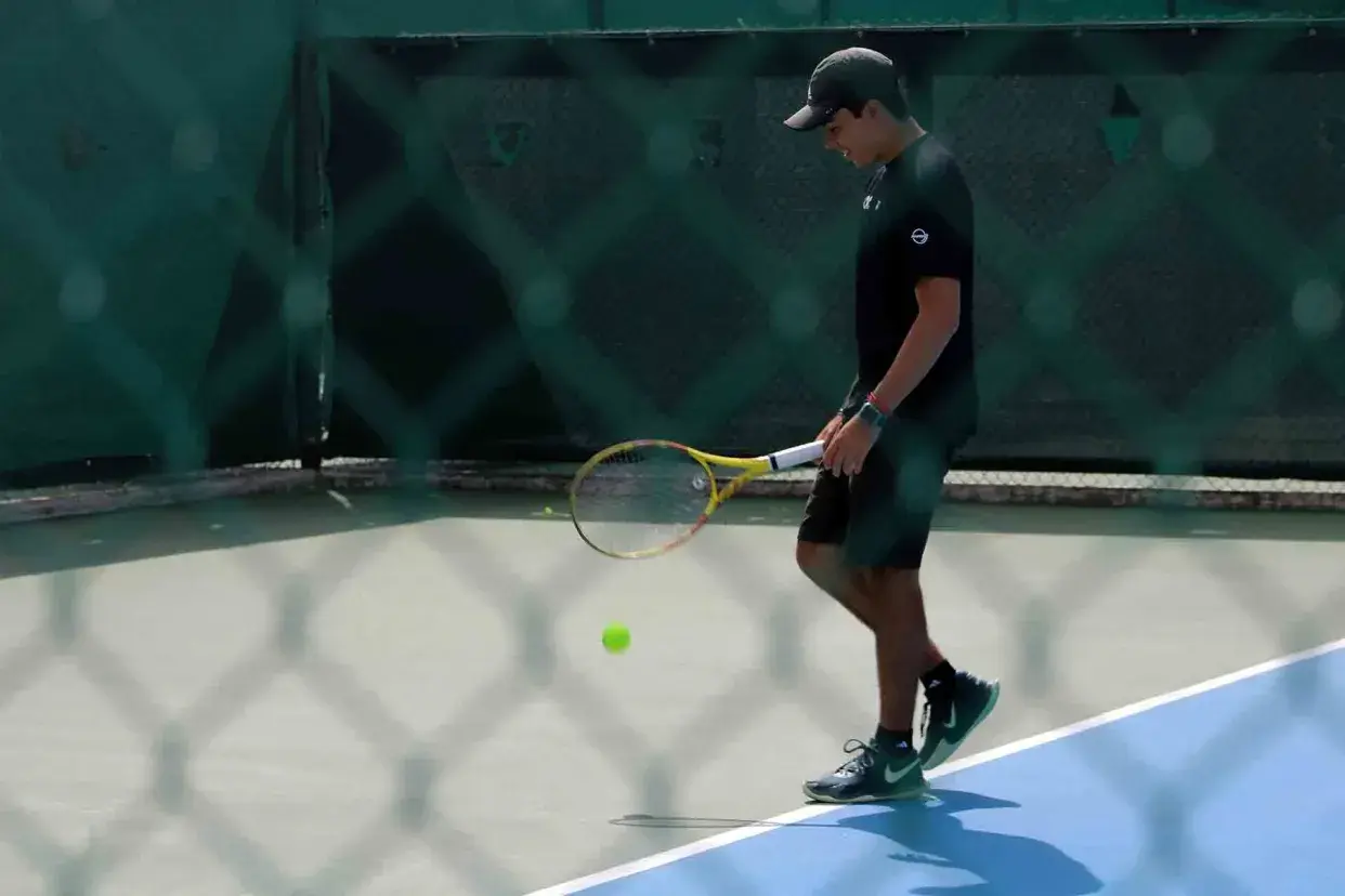 Tetracampeones en tenis, equipo de tec Guadalajara. 