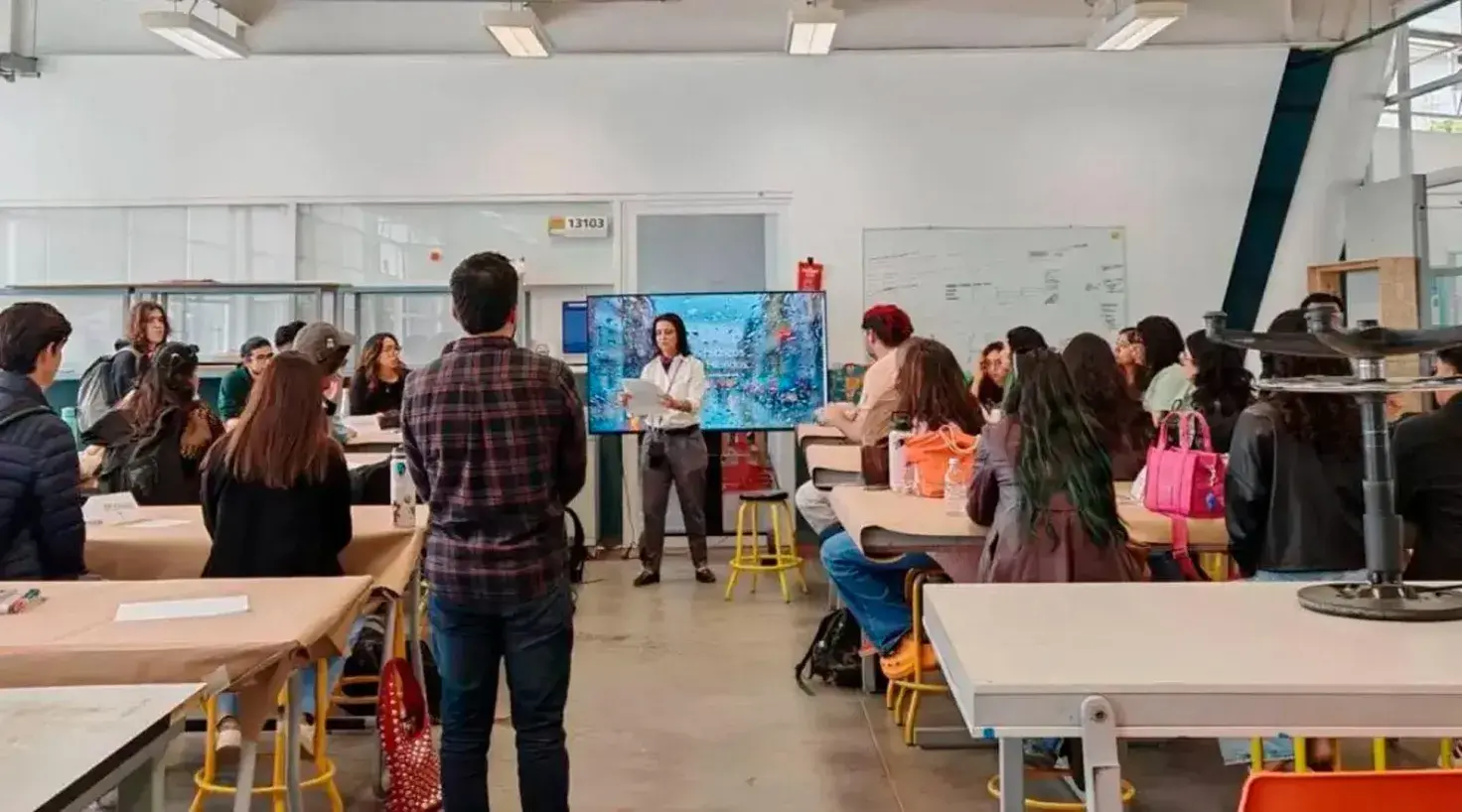 El Tec de Monterrey campus Querétaro fue sede del Hackathon Nacional DI-Integra: “Futuros hídricos, futuros híbridos”, un encuentro que reunió a estudiantes de diferentes escuelas de diseño para completar un reto en menos de 24 horas. 