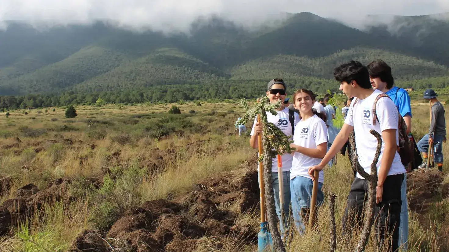 ¡Echando raíces! PrepaTec lidera reforestación en localidad de Nuevo León