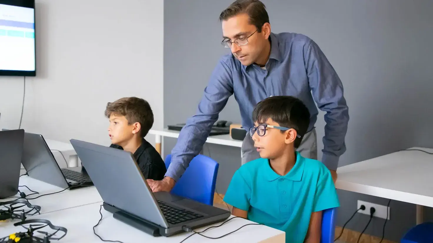 Invitan a usar la IA para educar