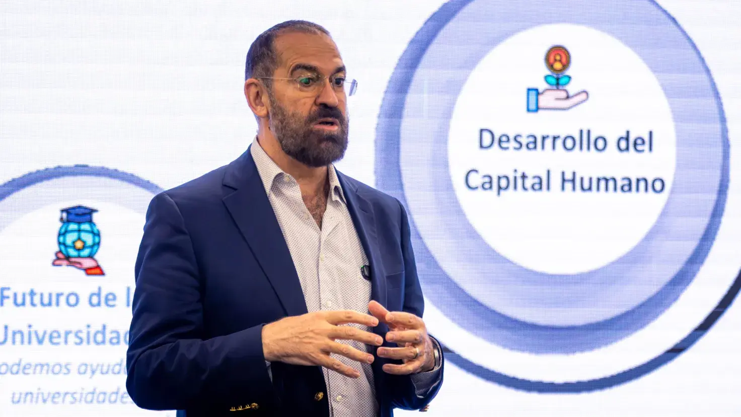 Presentación de lanzamiento de insignias 