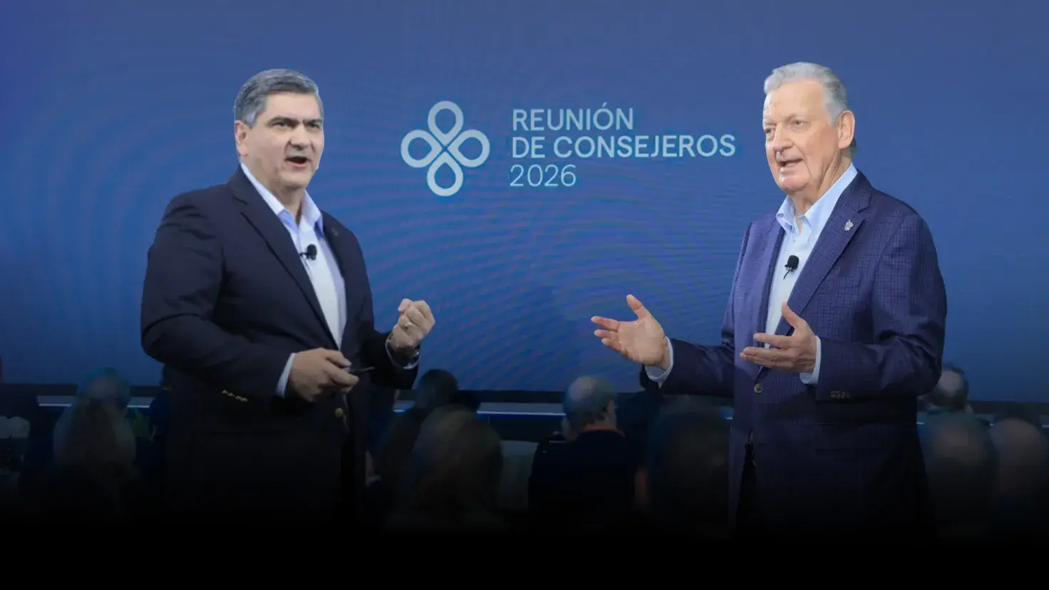 David Garza y Ricardo Saldívar en sus mensajes durante la Reunión de Consejeros 2026 del Grupo Educativo Tecnológico de Monterrey