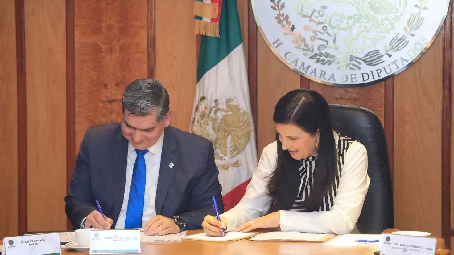 El Tec de Monterrey y la Cámara de Diputados firmaron un convenio para fortalecer la colaboración entre academia y sector público.
