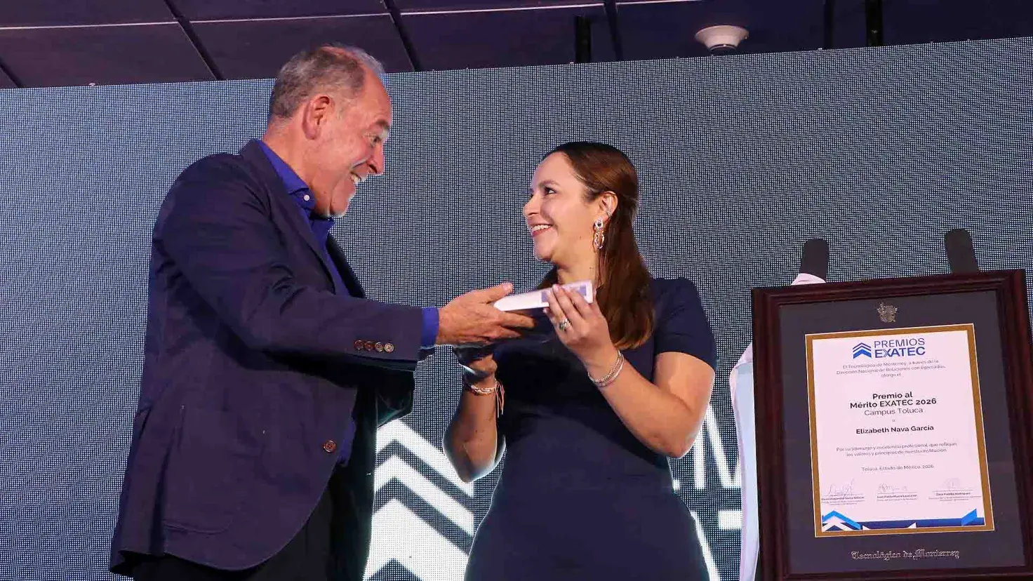 Reconocen a egresada de Tec Toluca con el Premio al Mérito EXATEC 2026