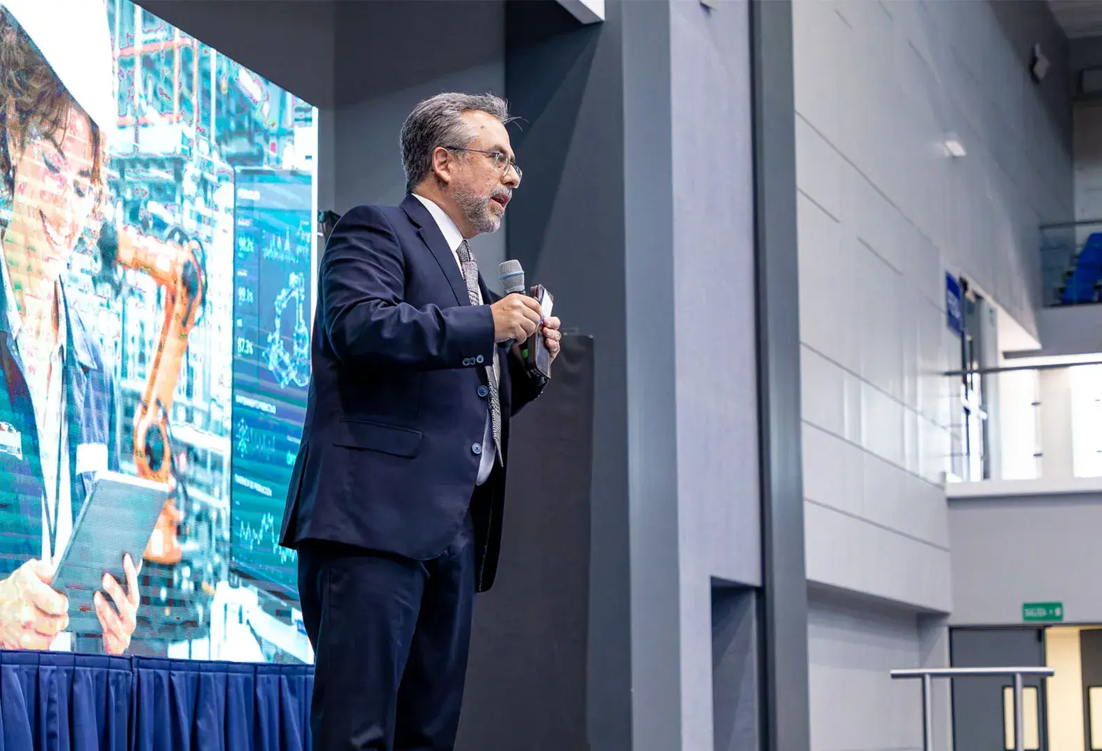 Tec Toluca reúne a docentes en foro de innovación educativa