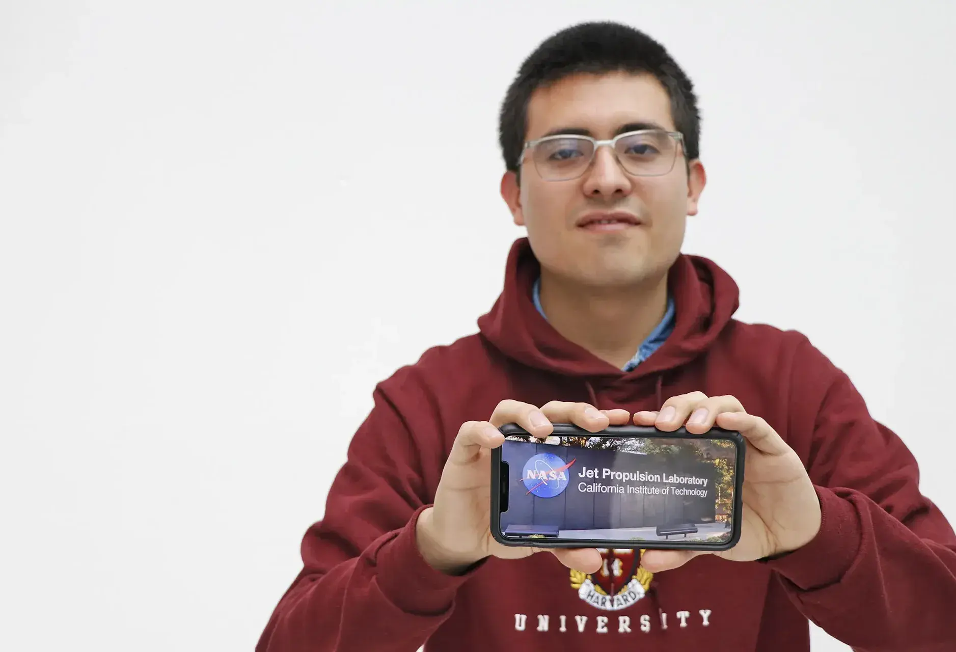Alumno Juan Manuel Ledesma gana una estancia en la NASA