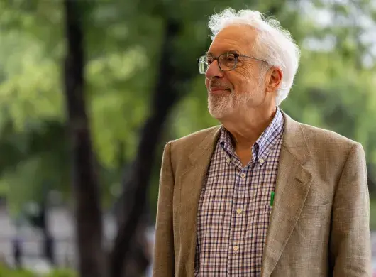 Steven Popper, el docente Tec que enseña a decidir en la incertidumbre