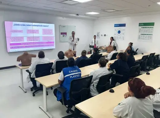 Prevención de la salud en Jalisco en empresa Flex por parte de estudiantes del Tec Guadalajara. 