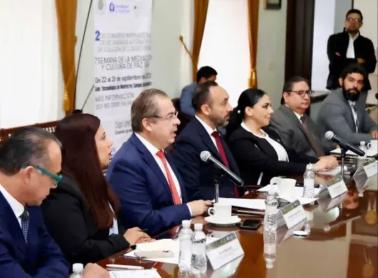 Convenio con Instituto de Justicia Alternativa de Jalisco para fomentar conocimiento de estudiantes de derecho del Tec Guadalajara.