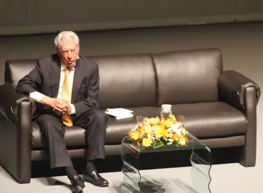 Honrarán a Vargas Llosa en Réquiem