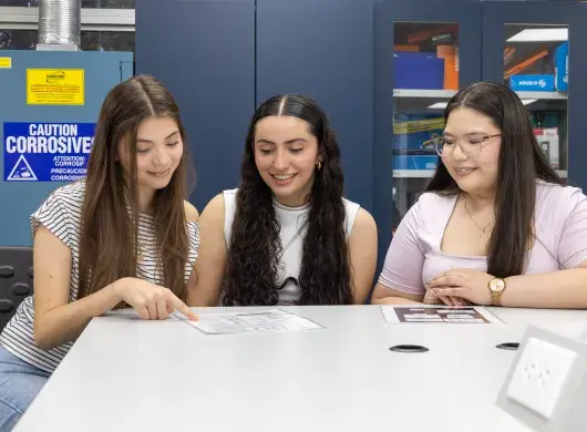 alumnas tec ganan feria estatal de ciencias