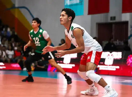 Joven potosino representa a México en voleibol