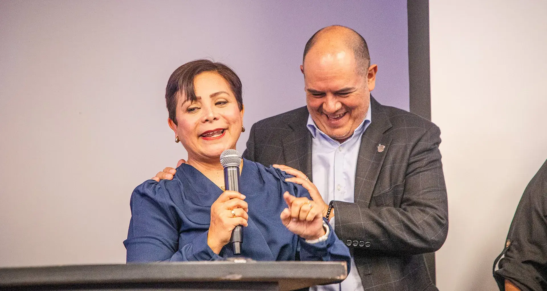 Profesora del Tec de Monterrey campus Laguna recibe reconocimiento en el Día de las y los Profesores